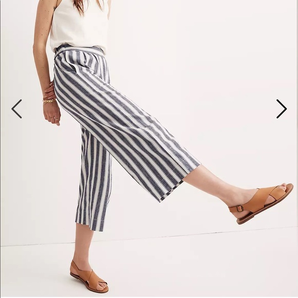 Madewell Pants - Madewell Huston Pull-On Crop Pants in Stripe Large